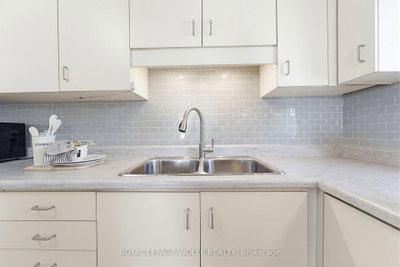 30 Hugo Crescent • #110 • Kitchener, ON photo 5
