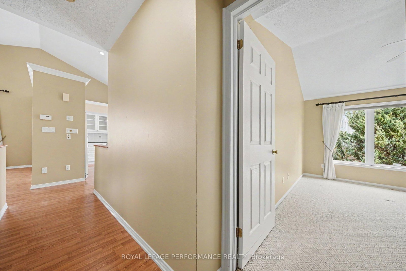 19 Settlers Ridge Way • Ottawa, ON photo 11