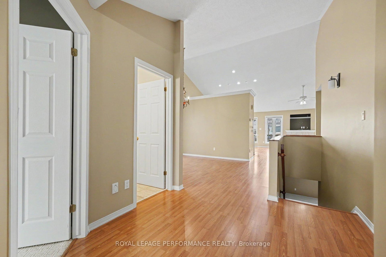 19 Settlers Ridge Way • Ottawa, ON photo 20