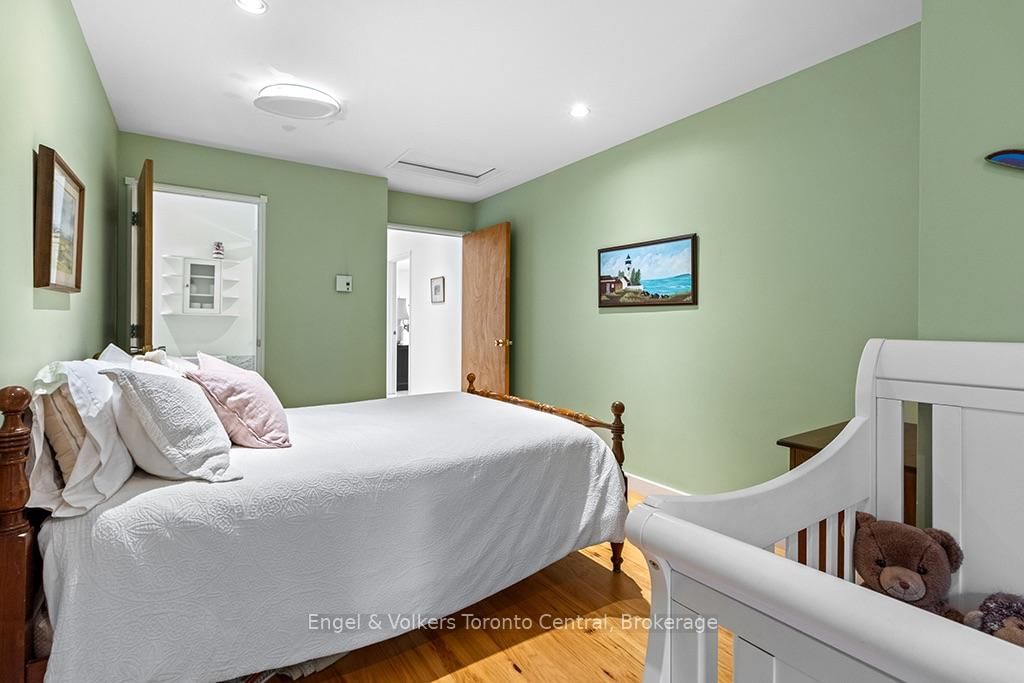 684131 SIDEROAD 30 • Chatsworth, ON photo 35