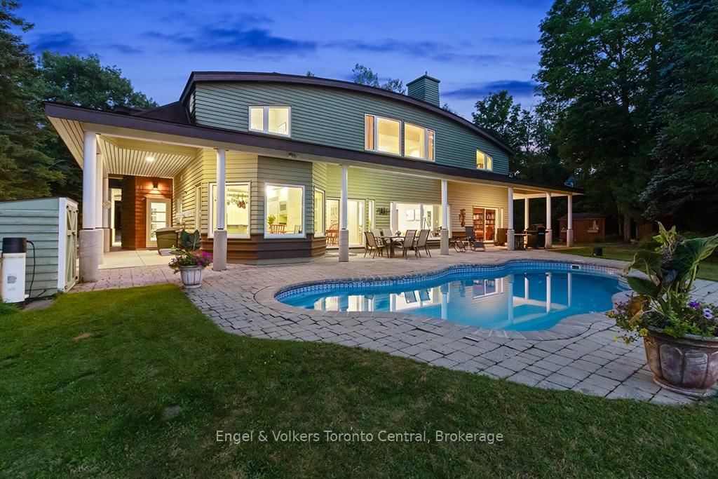 684131 SIDEROAD 30 • Chatsworth, ON photo 6