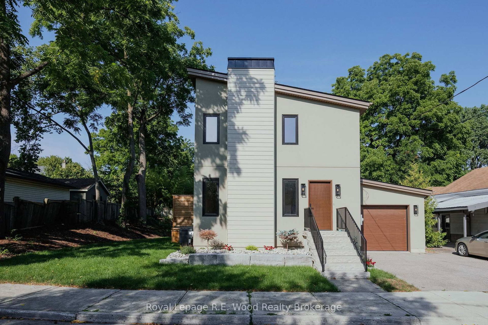 Detached House for sale at 14 Lundy Lane, London South, Ontario, N6C 3G5 - South F - MLS: X13727570