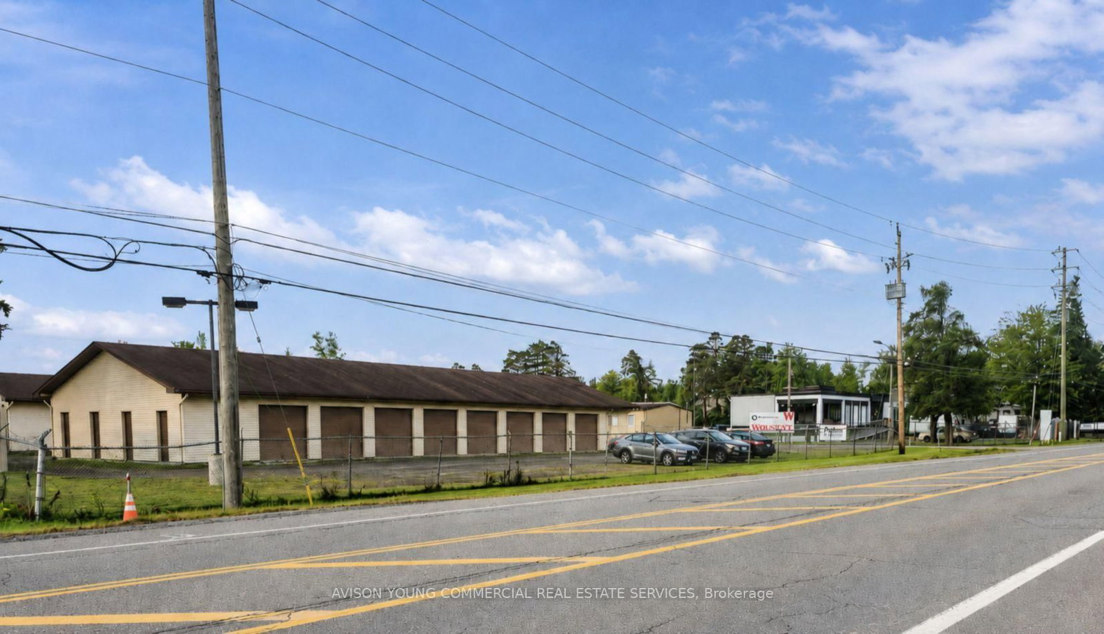 Front view of 2474 Leitrim Road, Ottawa