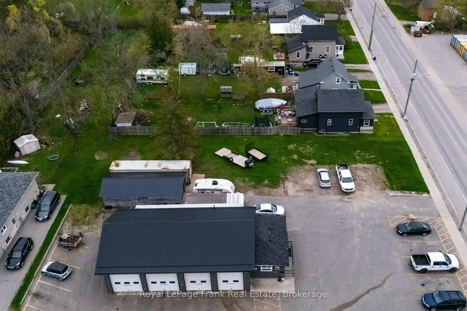 122 Queen Street • Kawartha Lakes, ON photo 5