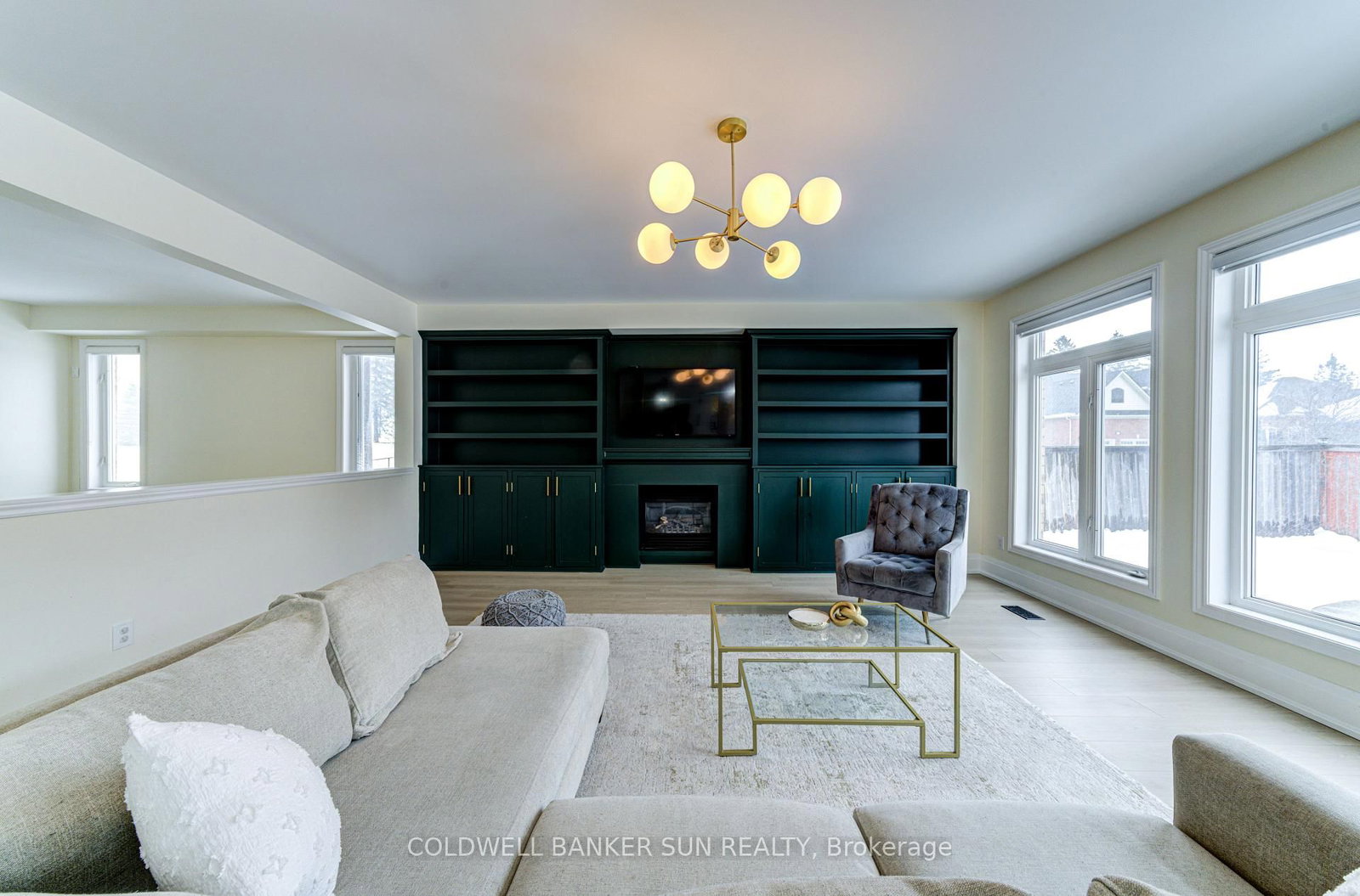 33 Ellis Crescent • Kawartha Lakes, ON photo 10