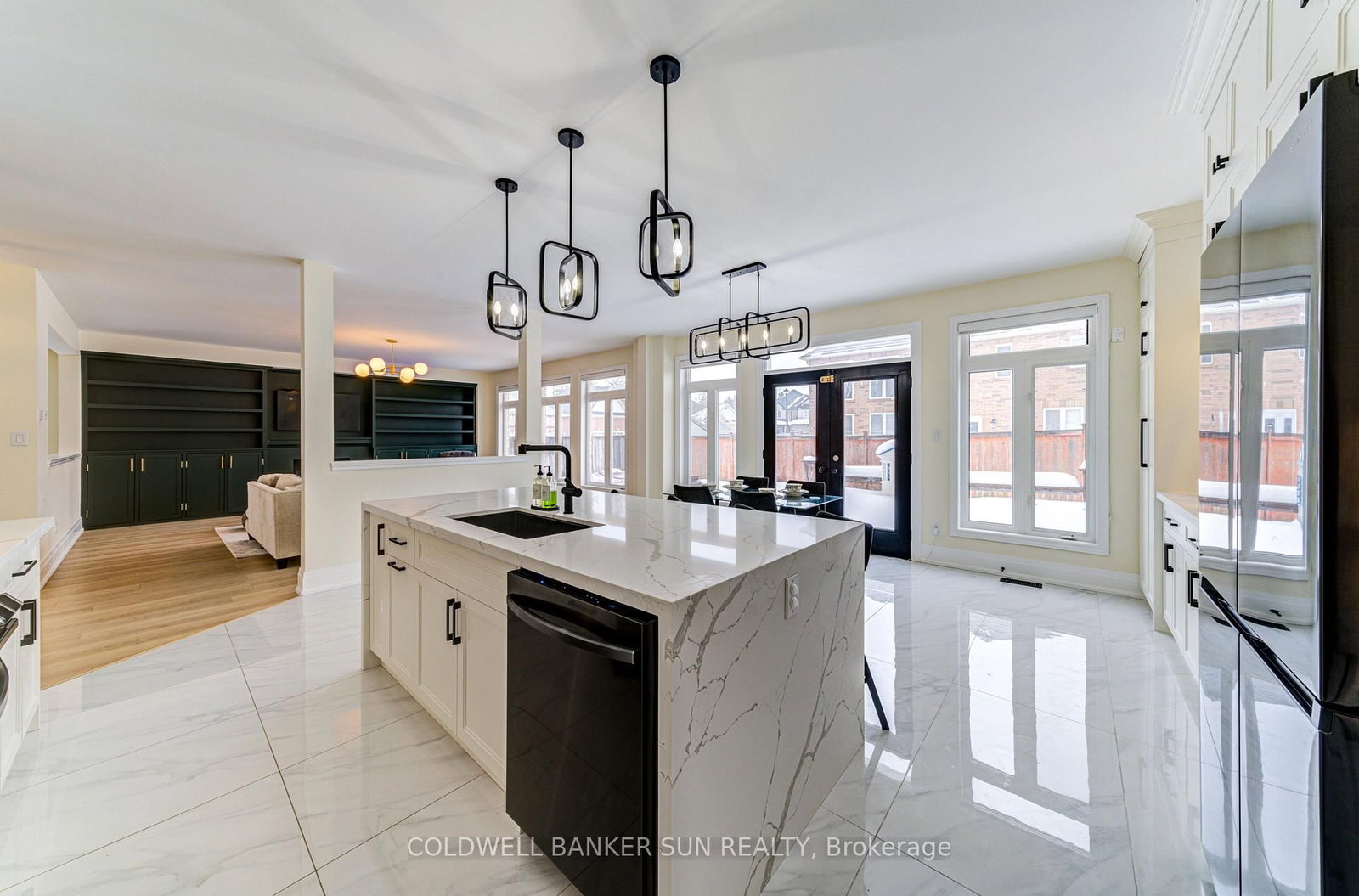 33 Ellis Crescent • Kawartha Lakes, ON photo 21