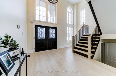 33 Ellis Crescent • Kawartha Lakes, ON photo 5
