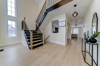 33 Ellis Crescent • Kawartha Lakes, ON photo 6