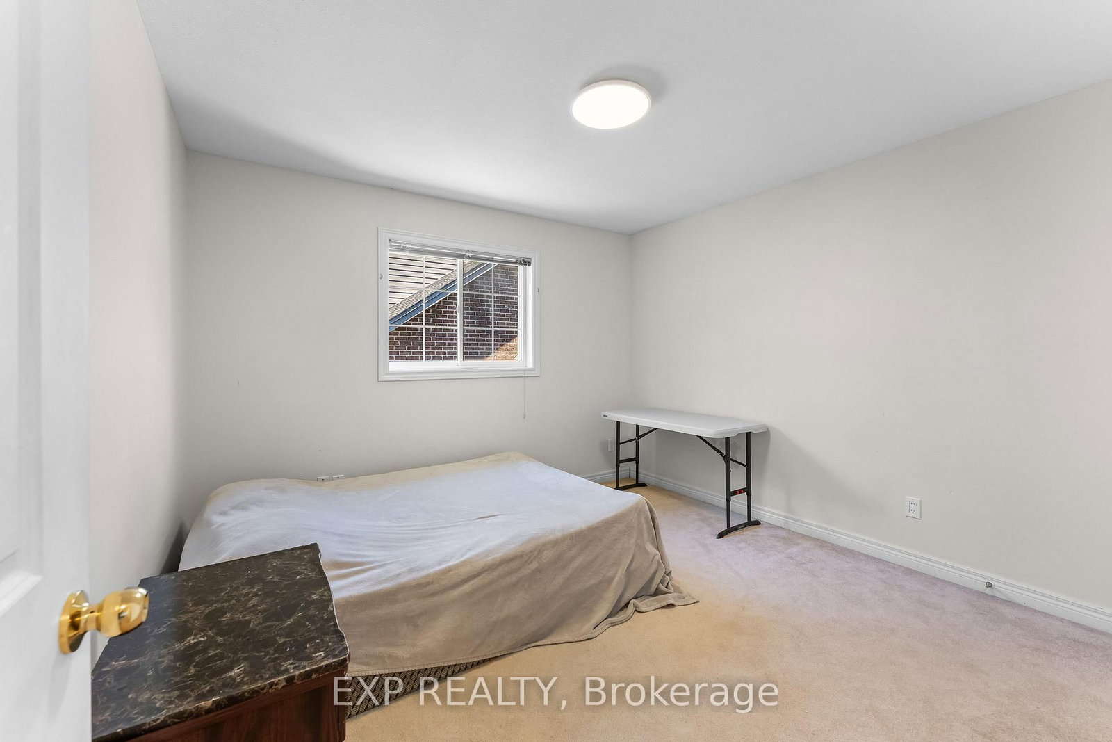 120 REDWOOD Court • Welland, ON photo 12