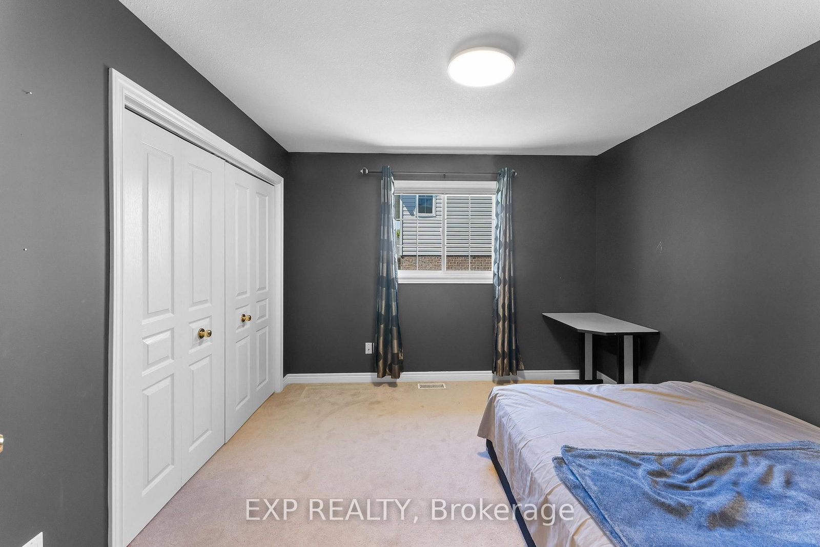 120 REDWOOD Court • Welland, ON photo 14