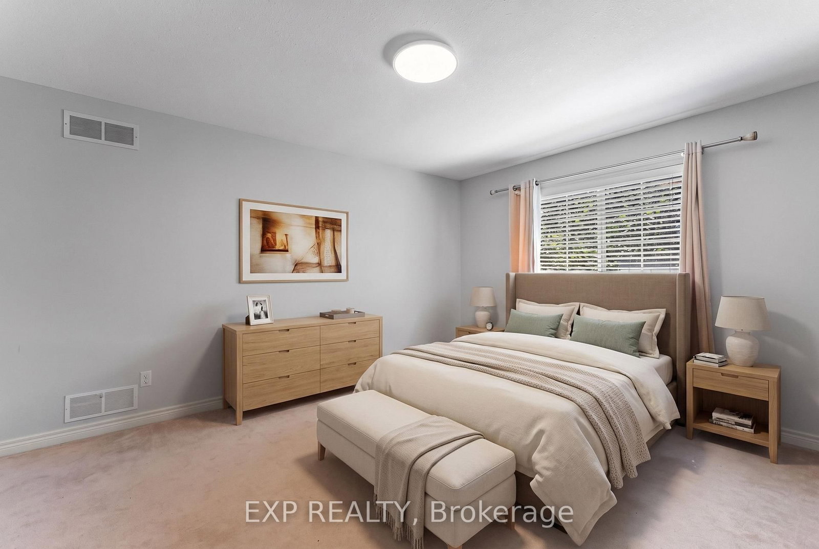 120 REDWOOD Court • Welland, ON photo 16