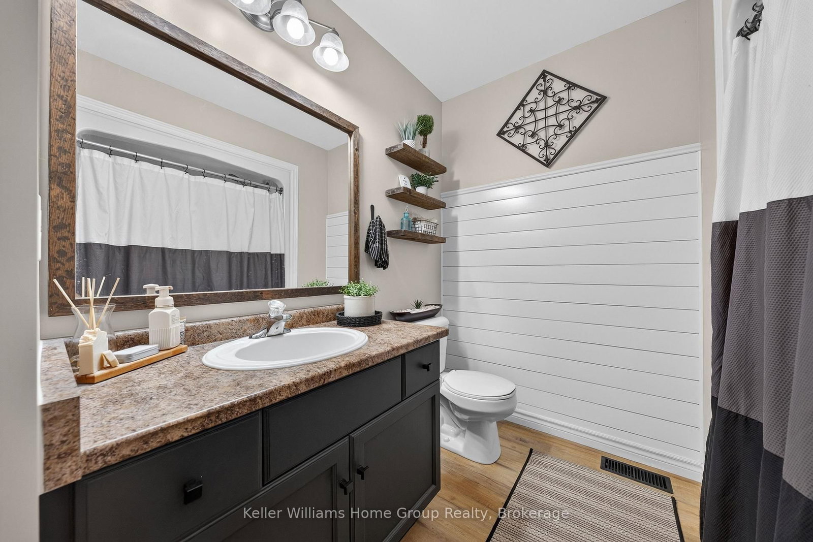 111 Halls Drive • Centre Wellington, ON photo 32