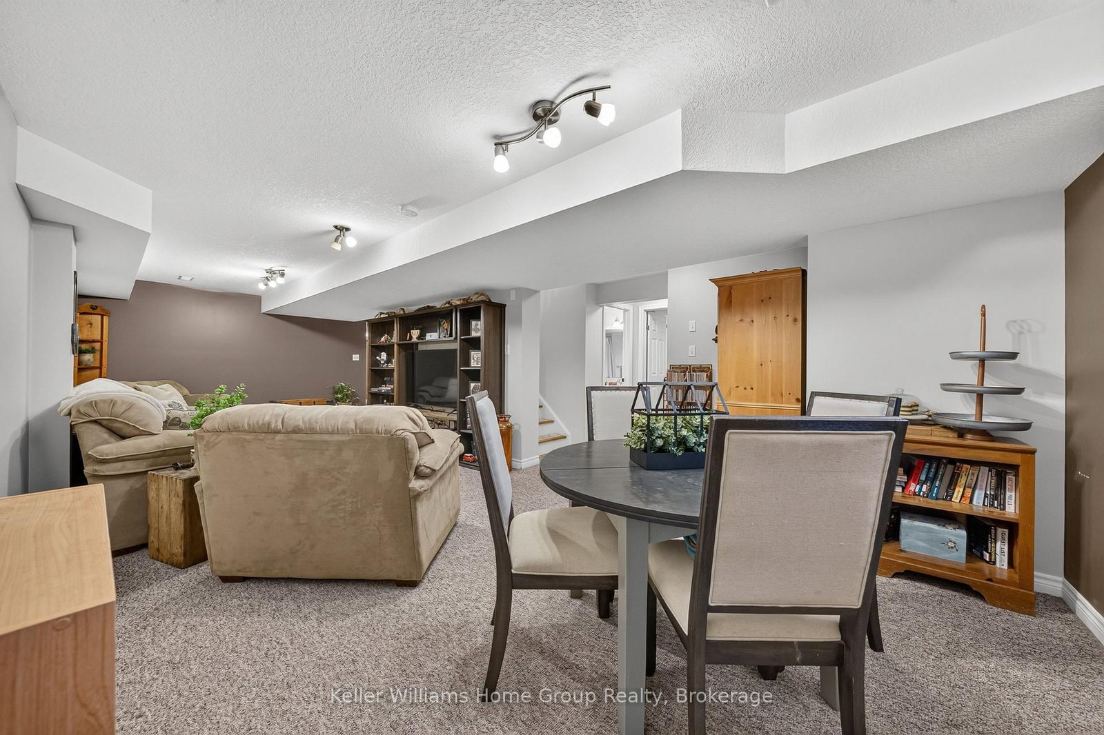 111 Halls Drive • Centre Wellington, ON photo 36