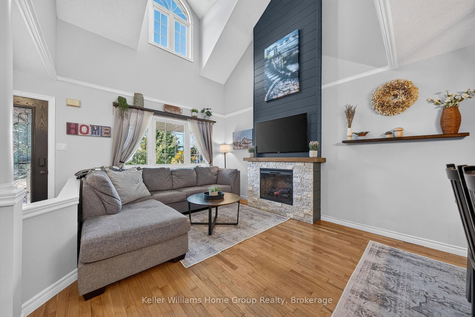 111 Halls Drive • Centre Wellington, ON photo 9