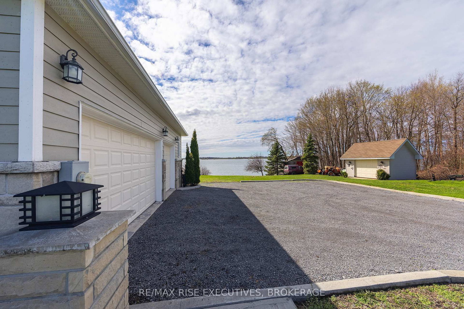 255 Good Friend Drive • Gananoque, ON photo 35