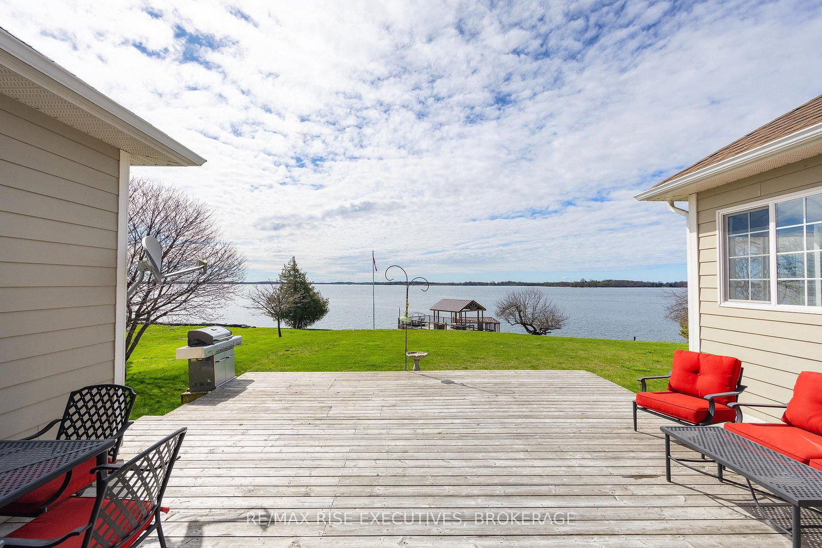 255 Good Friend Drive • Gananoque, ON photo 37