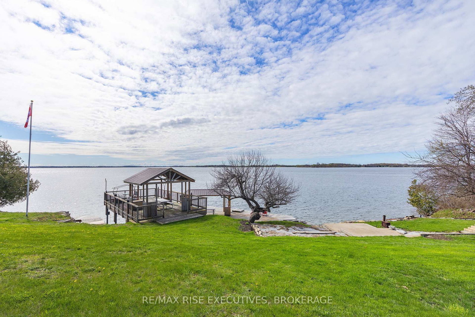 255 Good Friend Drive • Gananoque, ON photo 38