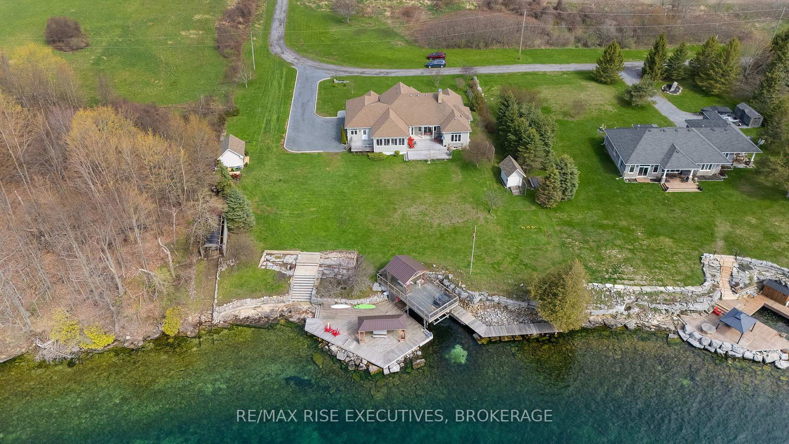 255 Good Friend Drive • Gananoque, ON photo 4