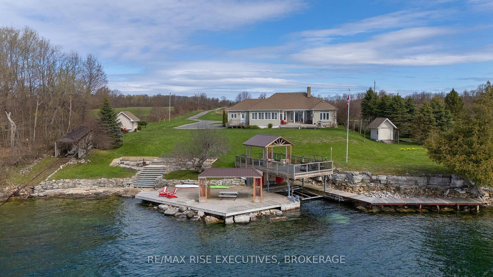 255 Good Friend Drive • Gananoque, ON photo 6