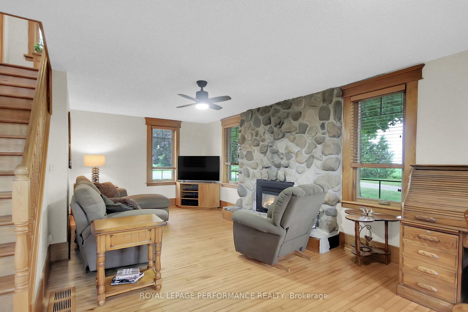 9374 Marvelville Road • Metcalfe, ON photo 19