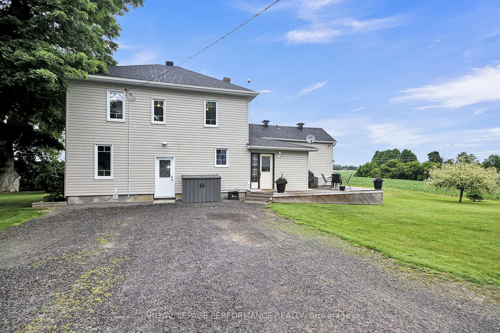 9374 Marvelville Road • Metcalfe, ON photo 3