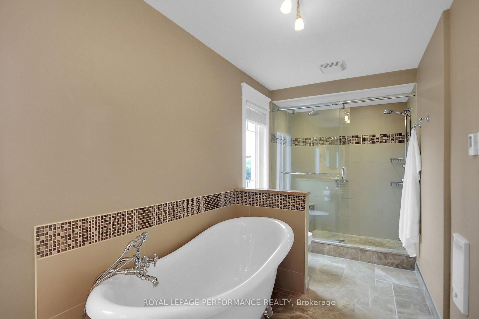 9374 Marvelville Road • Metcalfe, ON photo 37