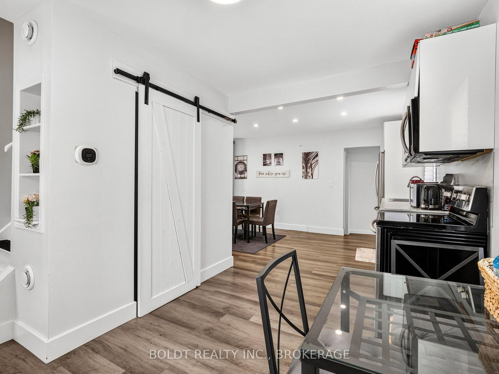 642 PENNER Road • Niagara-on-the-Lake, ON photo 8