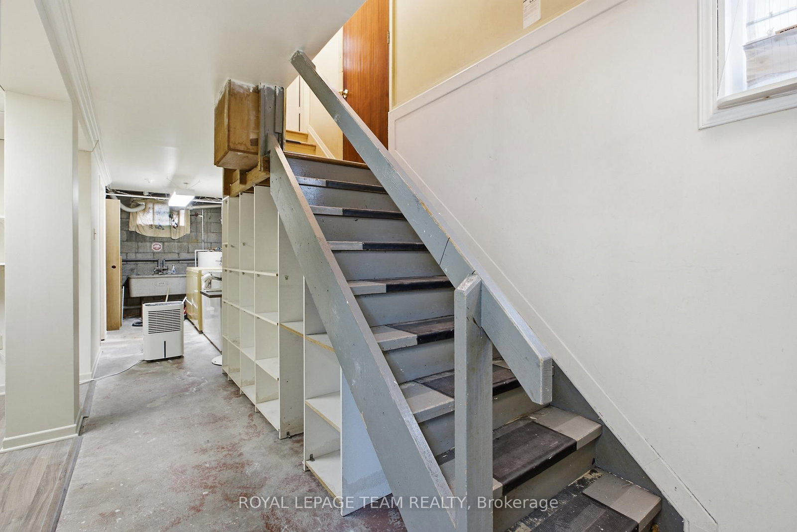 1020 RIDDELL Avenue S • Ottawa, ON photo 23