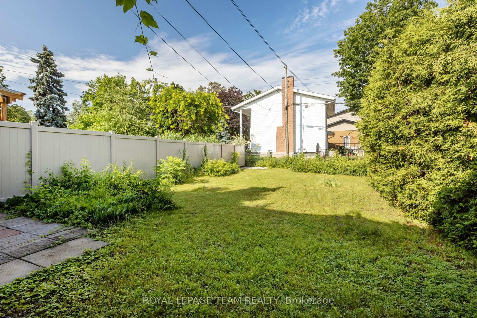 1020 RIDDELL Avenue S • Ottawa, ON photo 33