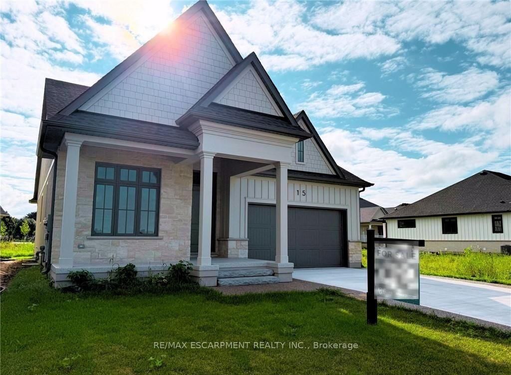 15 Oakley Drive • Niagara-on-the-Lake, ON photo 1