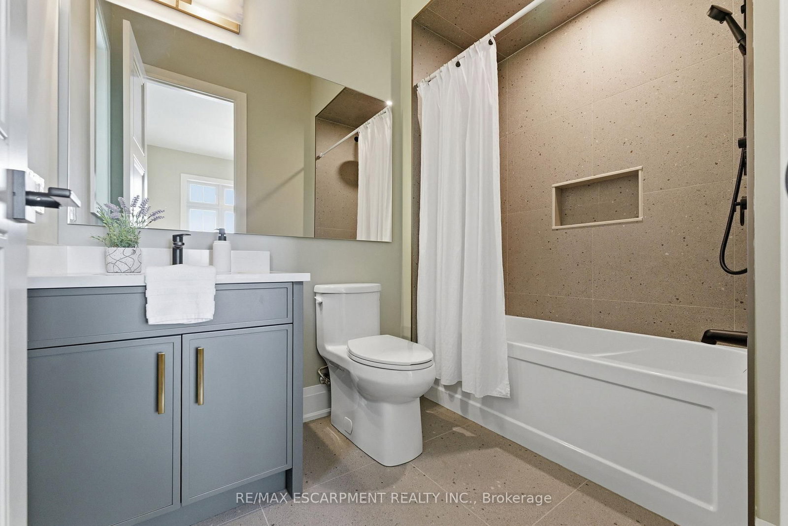 15 Oakley Drive • Niagara-on-the-Lake, ON photo 21