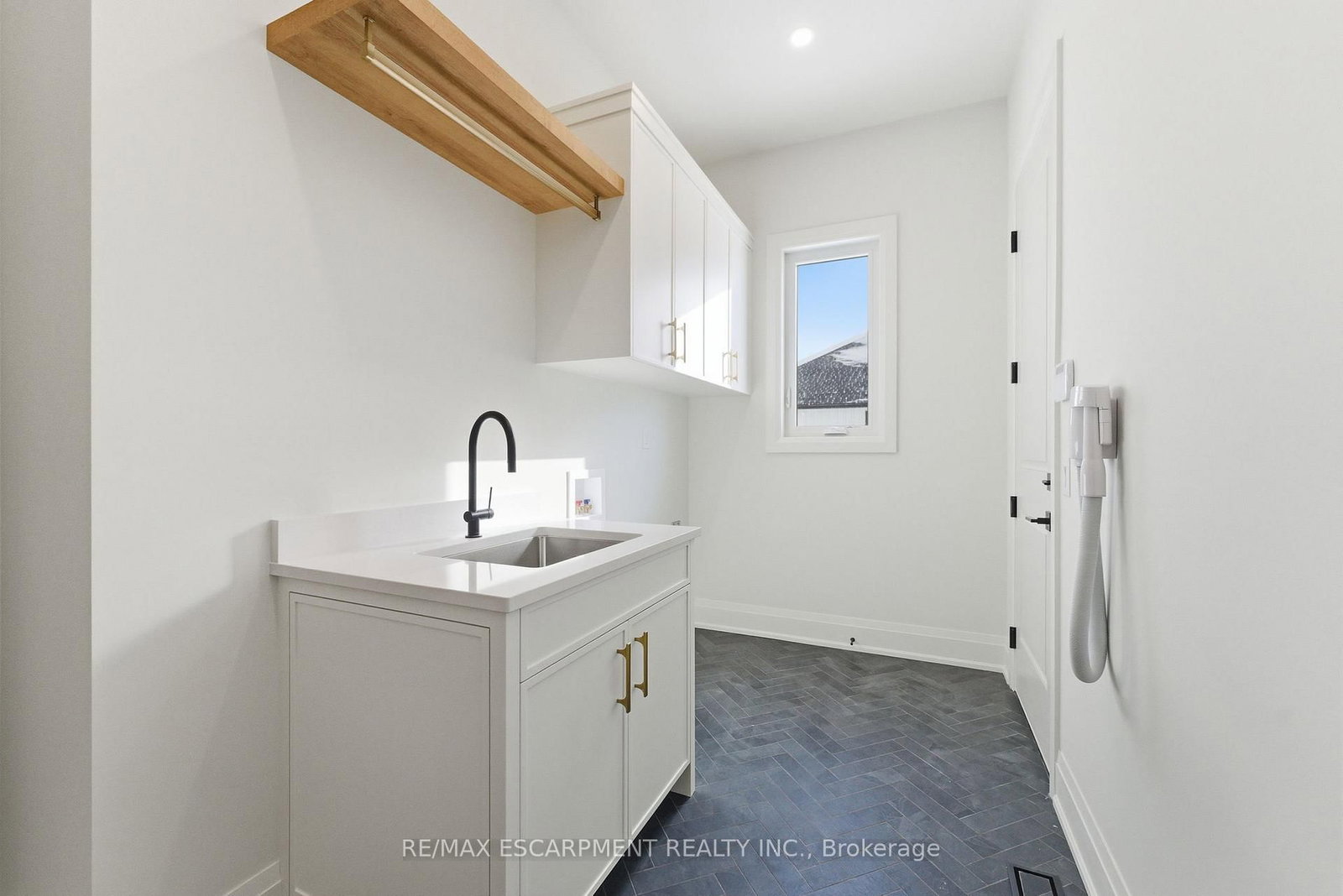 15 Oakley Drive • Niagara-on-the-Lake, ON photo 22