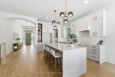 15 Oakley Drive • Niagara-on-the-Lake, ON photo 6