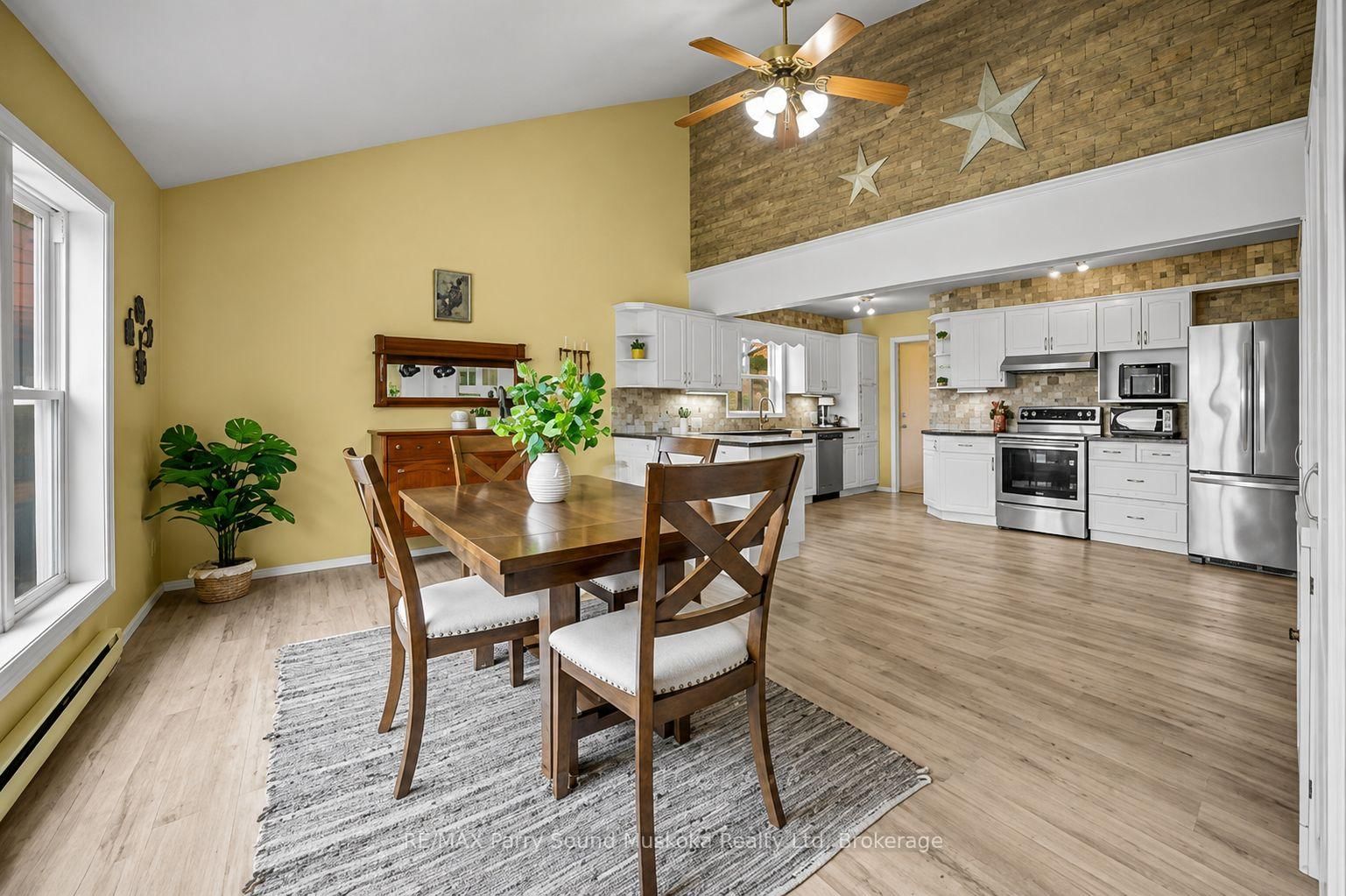 258 Lakeside Trail • Magnetawan, ON photo 8