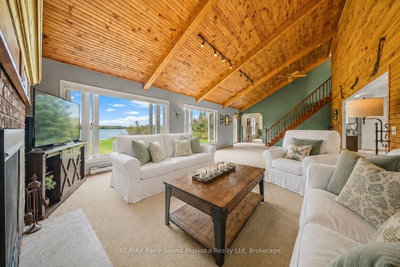 258 Lakeside Trail • Magnetawan, ON photo 9