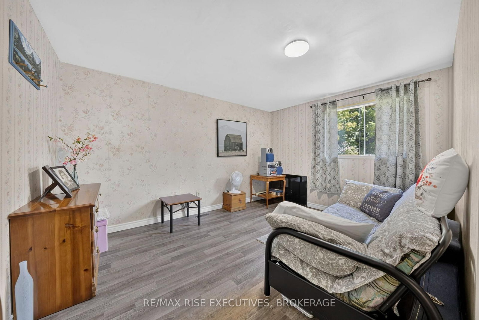 6900 Perth Road • Perth Road, ON photo 17