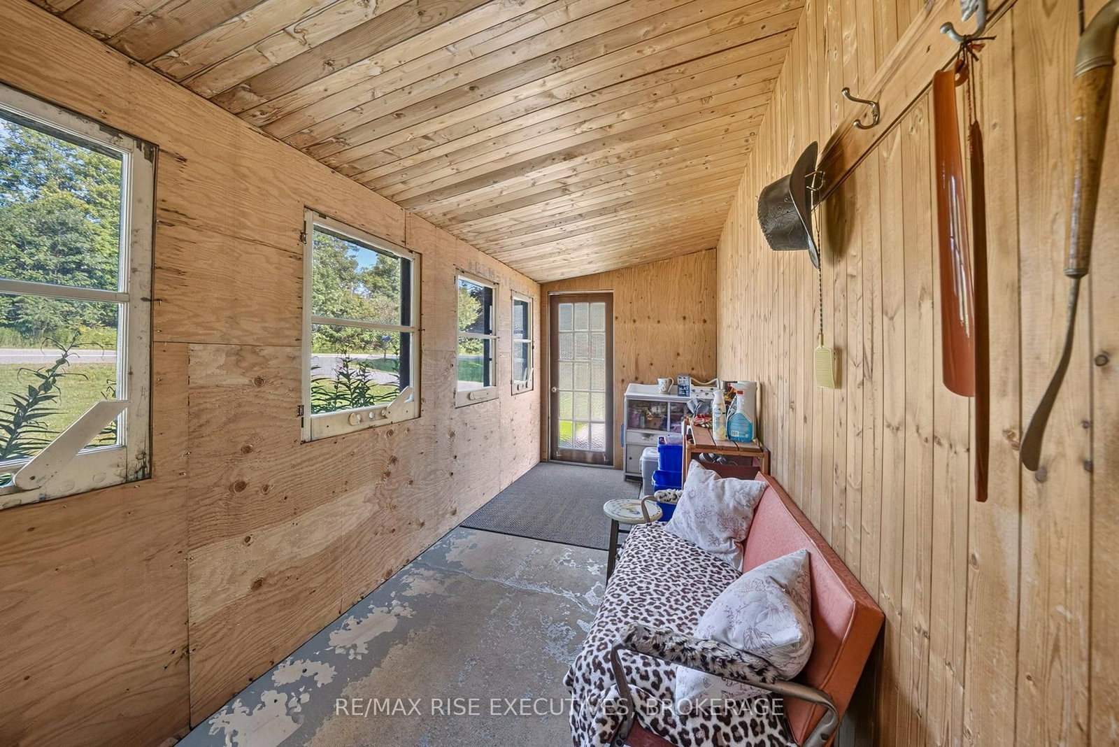 6900 Perth Road • Perth Road, ON photo 6