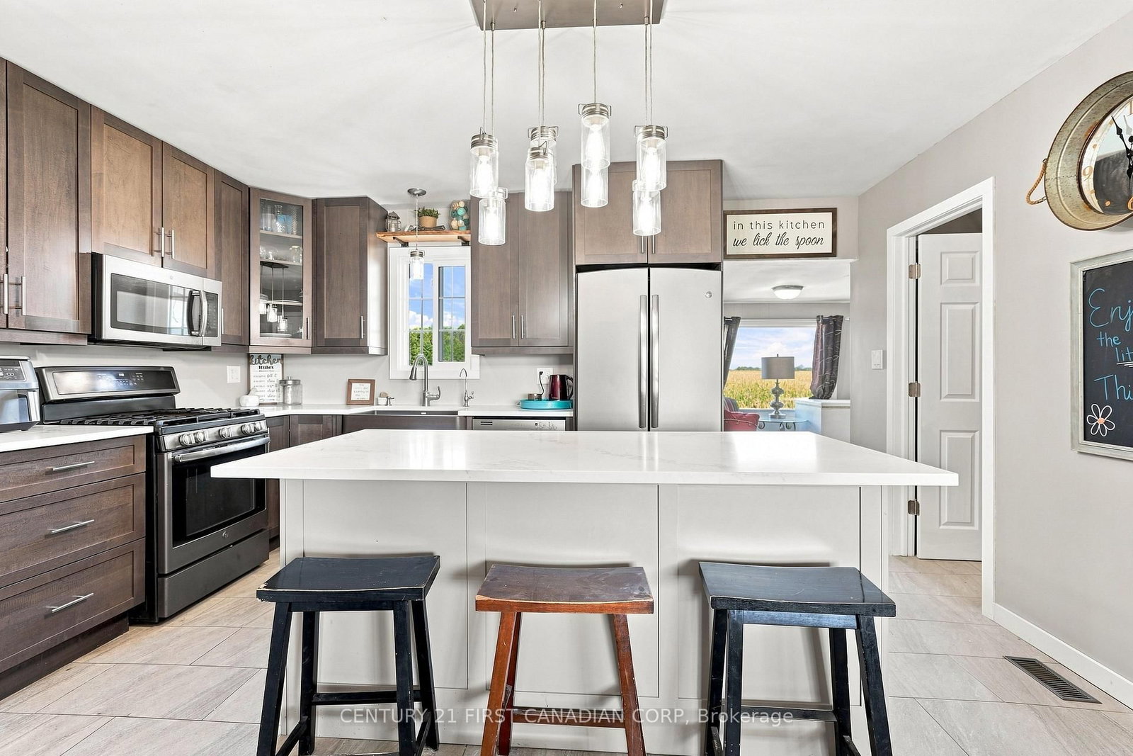23032 Highbury Avenue N • Middlesex Centre, ON photo 10