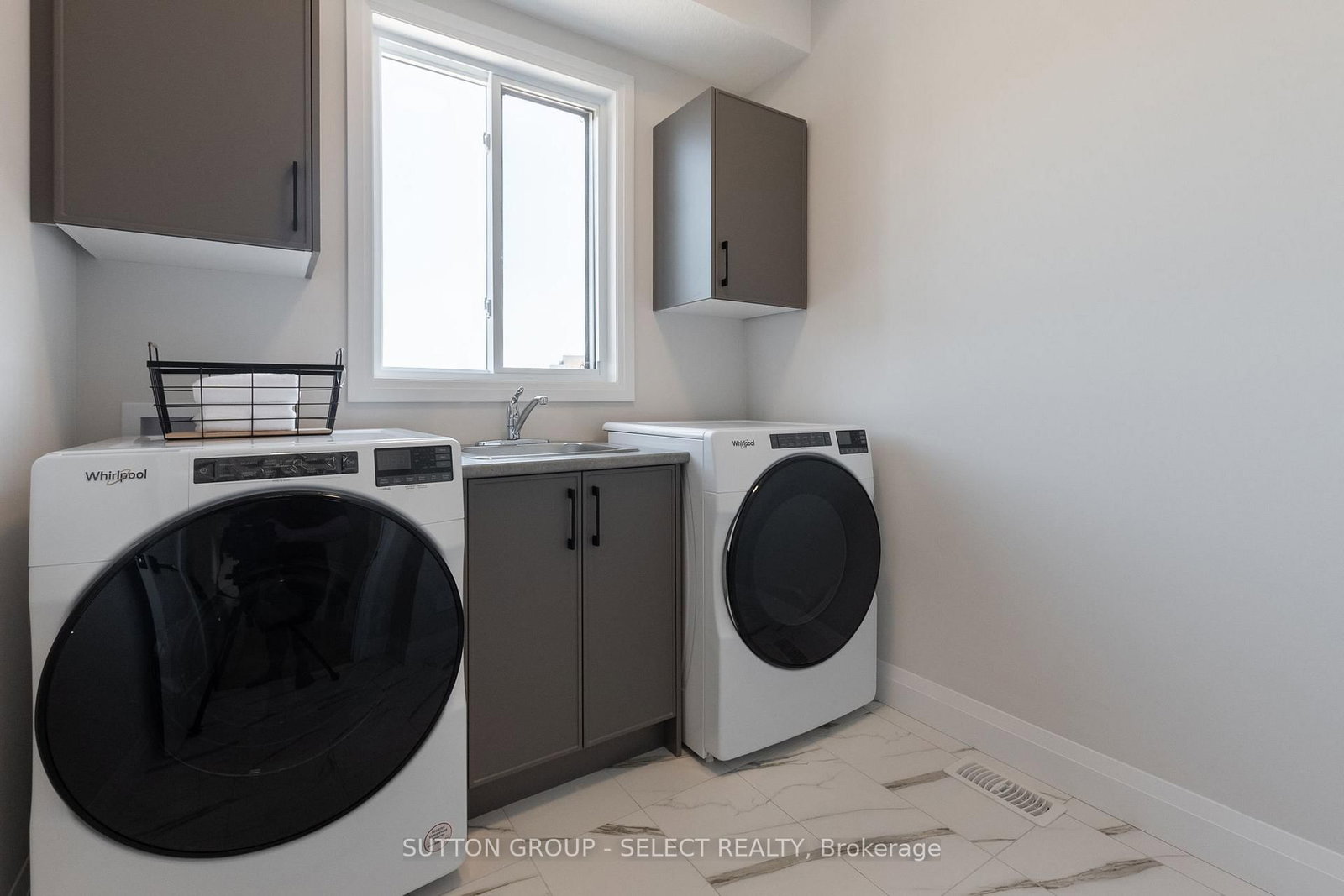 6342 HEATHWOODS Avenue • London South, ON photo 13