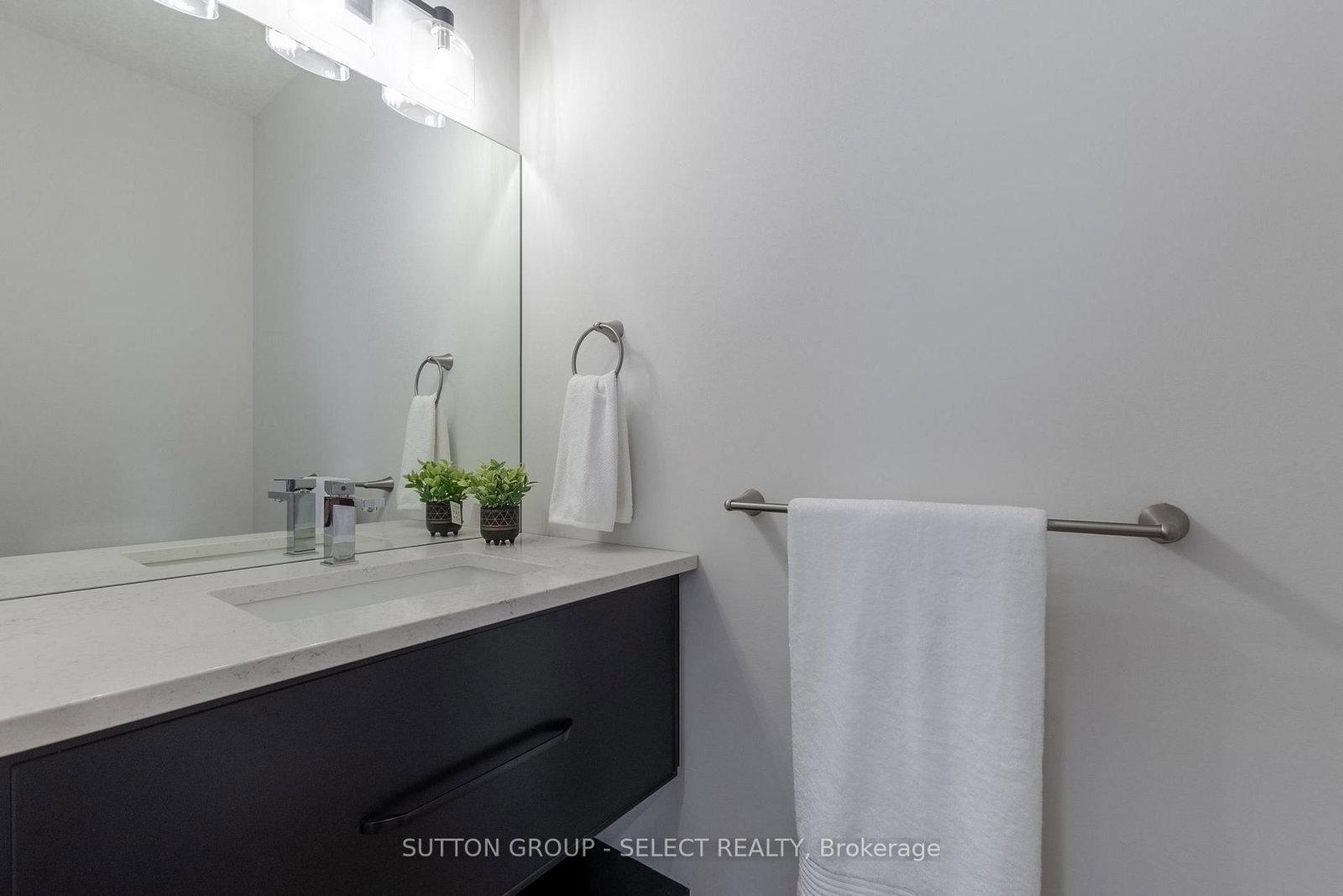 6342 HEATHWOODS Avenue • London South, ON photo 14