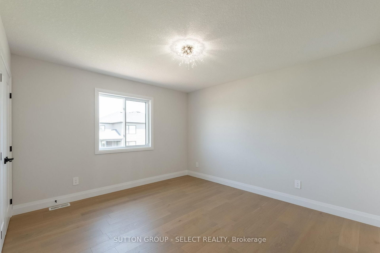 6342 HEATHWOODS Avenue • London South, ON photo 23