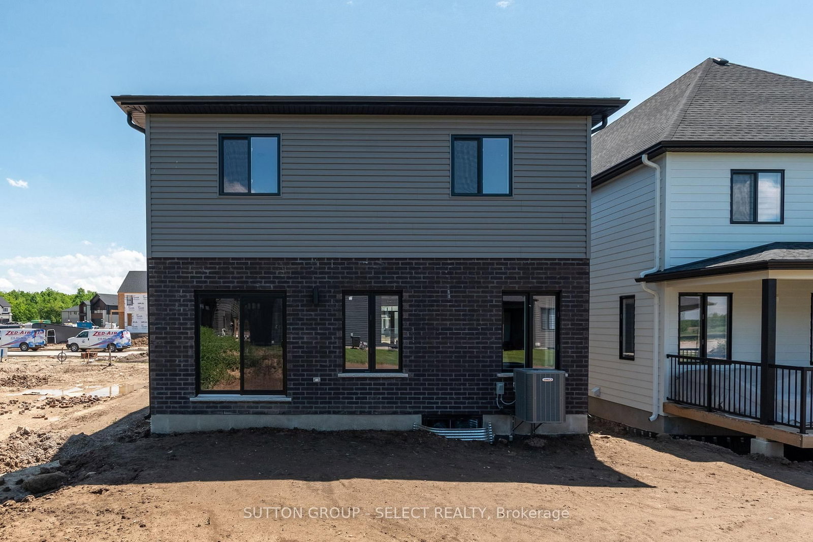 6342 HEATHWOODS Avenue • London South, ON photo 35