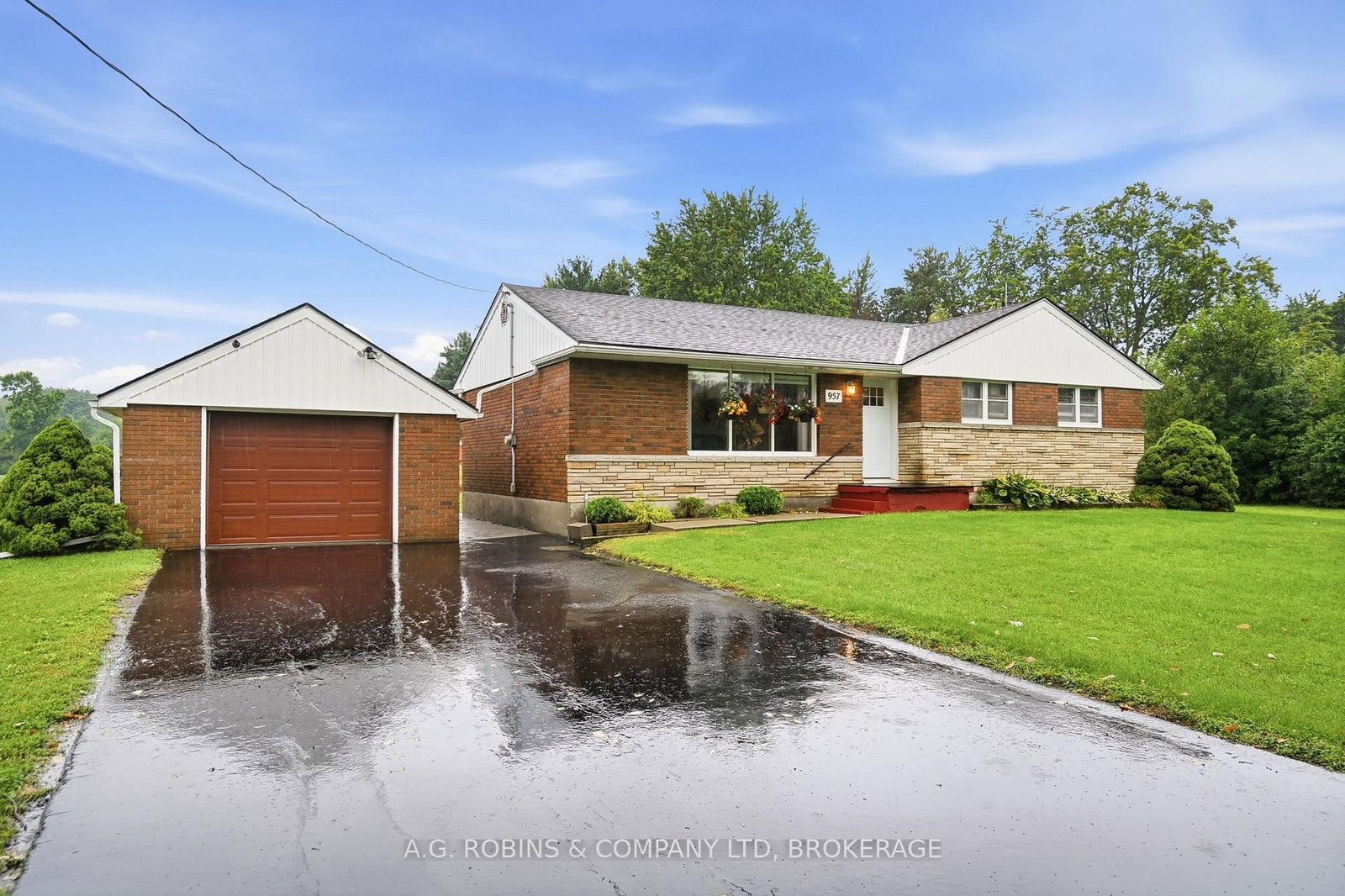 957 RIDGE Road • Welland, ON photo 9