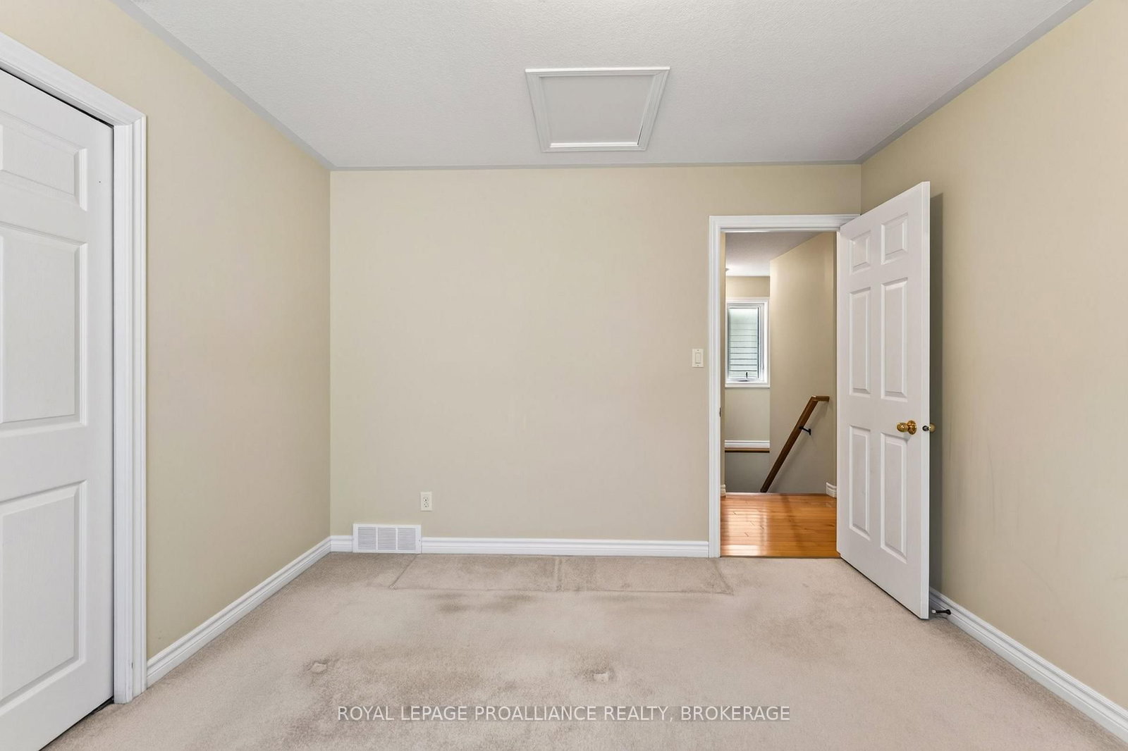 1097 Crossfield Avenue • Kingston, ON photo 12