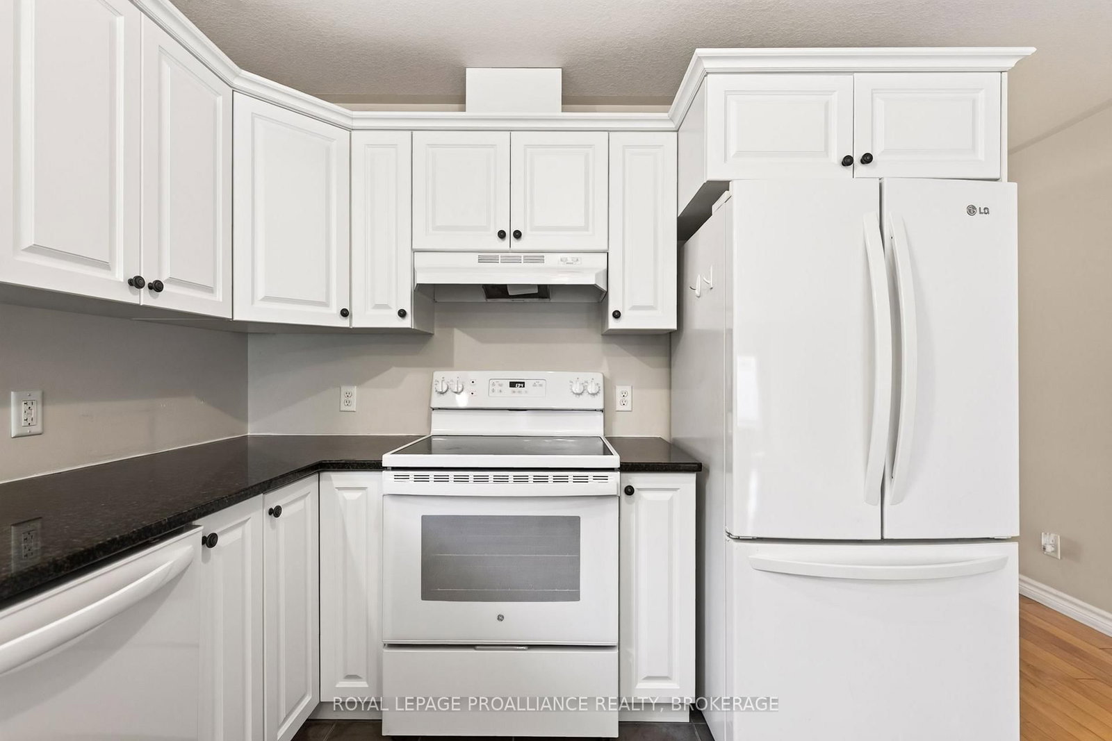 1097 Crossfield Avenue • Kingston, ON photo 18