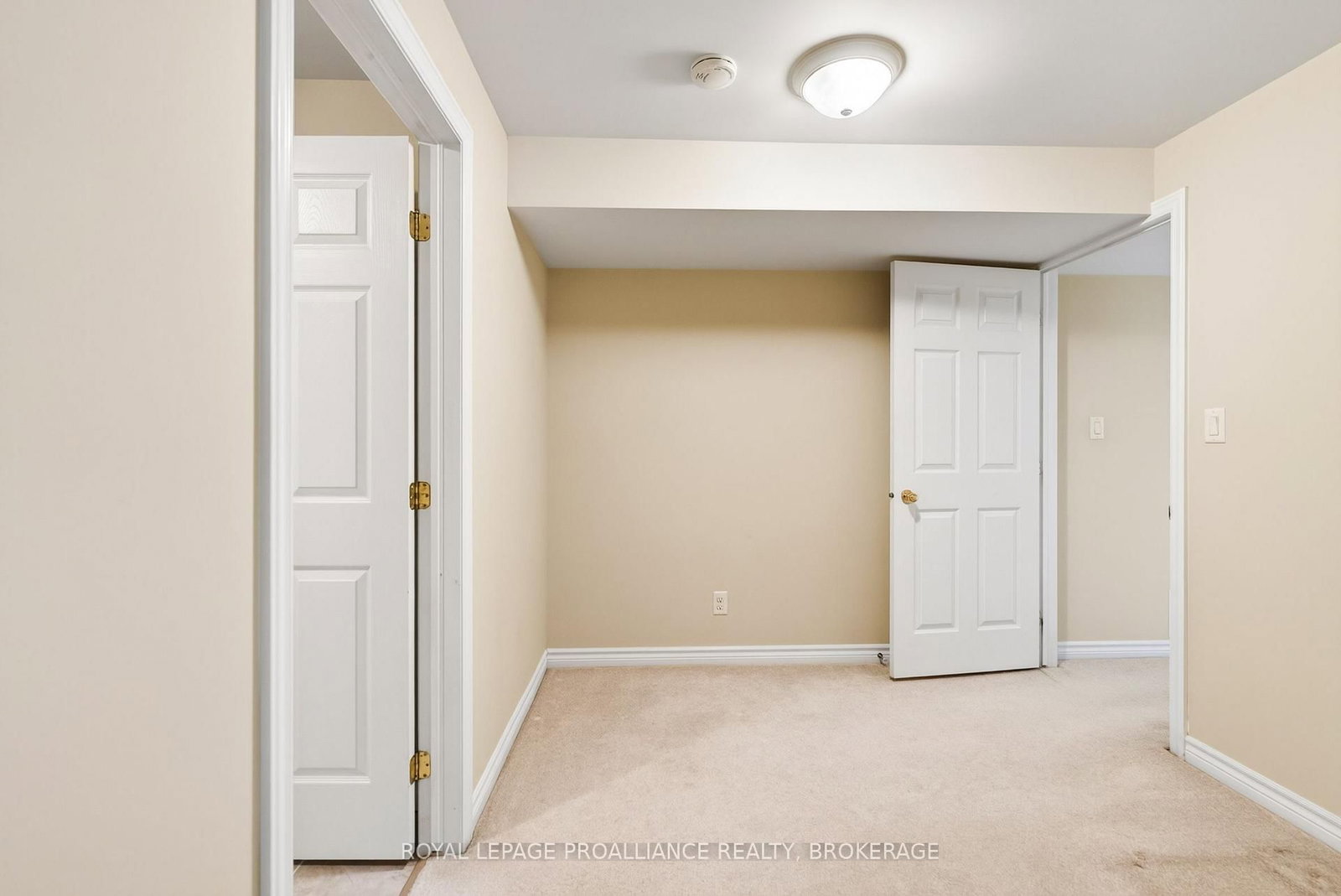 1097 Crossfield Avenue • Kingston, ON photo 33