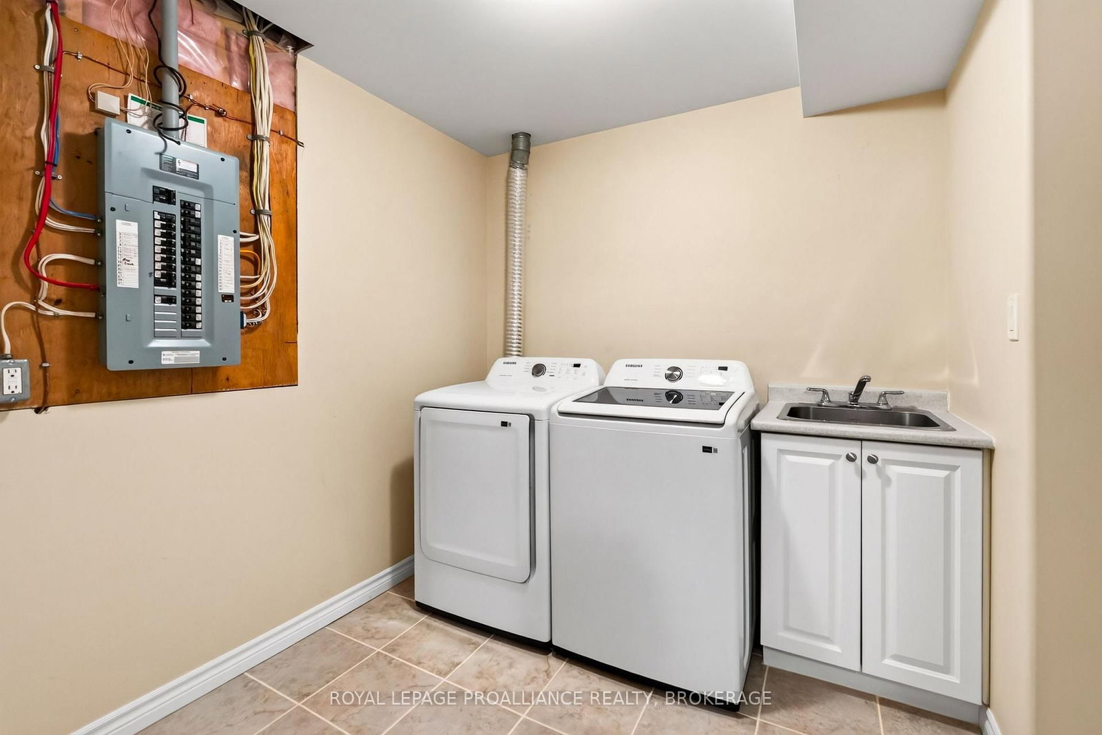 1097 Crossfield Avenue • Kingston, ON photo 34