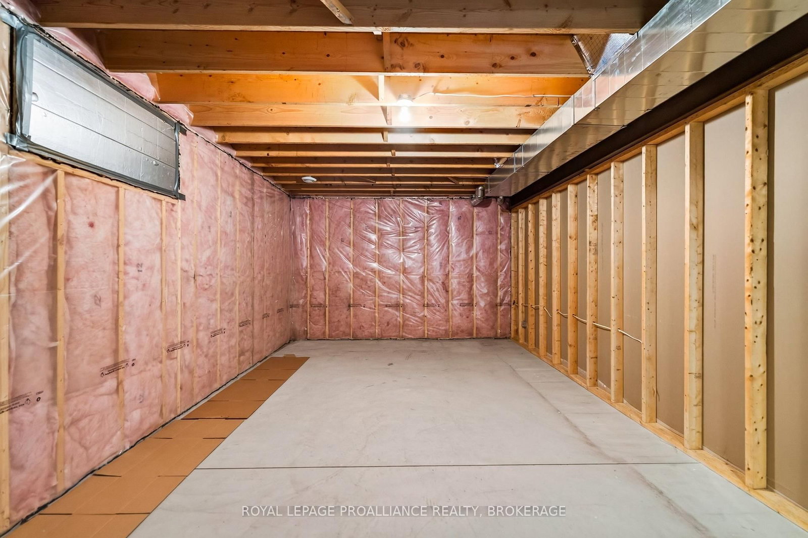 1097 Crossfield Avenue • Kingston, ON photo 43