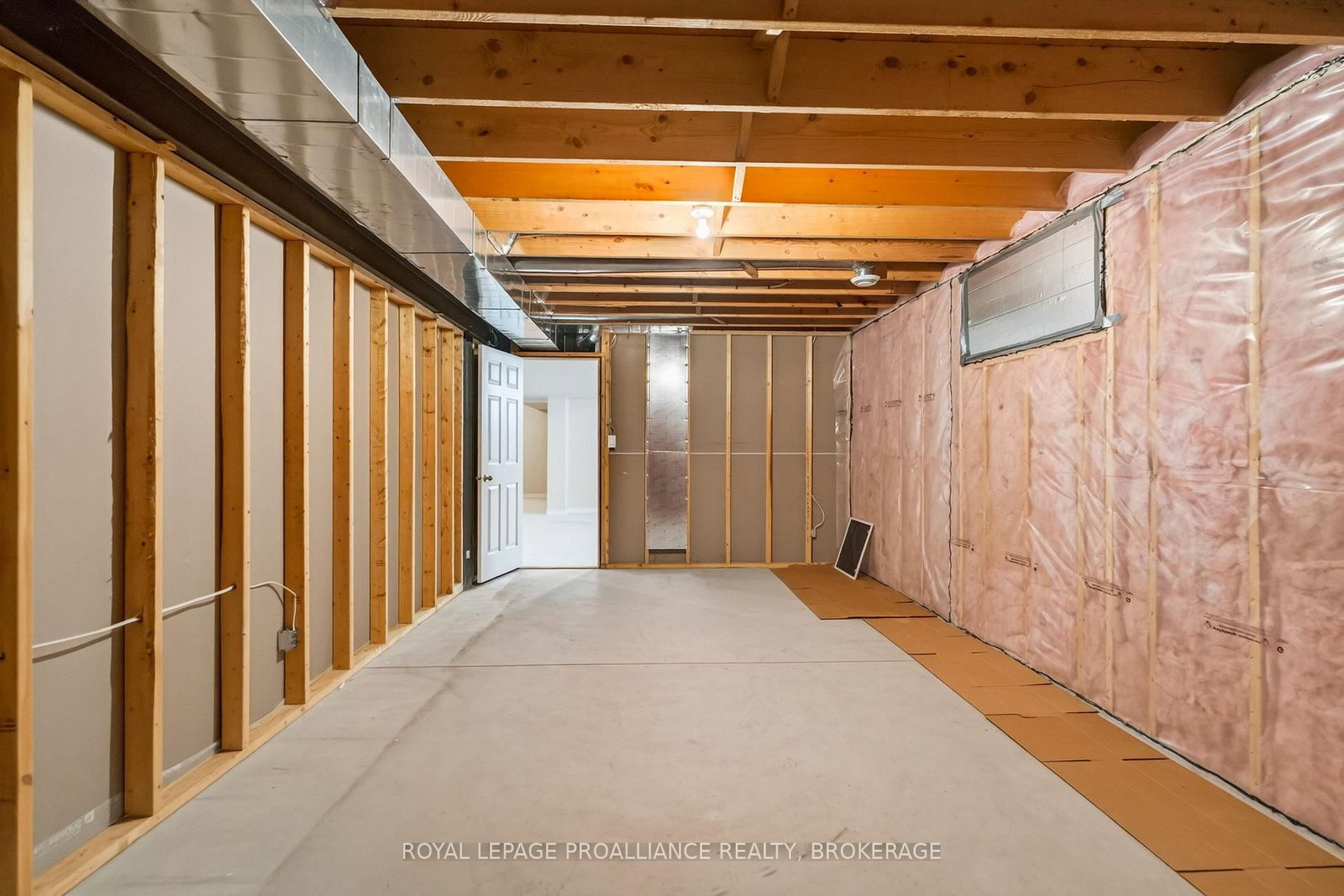 1097 Crossfield Avenue • Kingston, ON photo 44