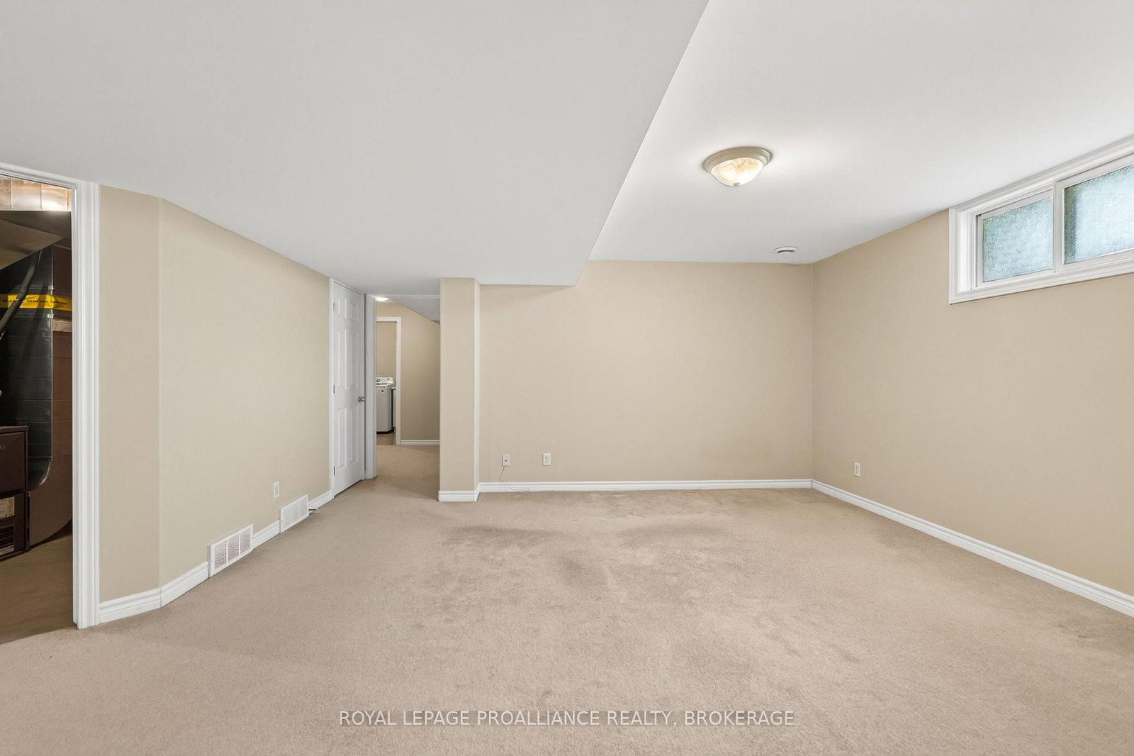 1097 Crossfield Avenue • Kingston, ON photo 45
